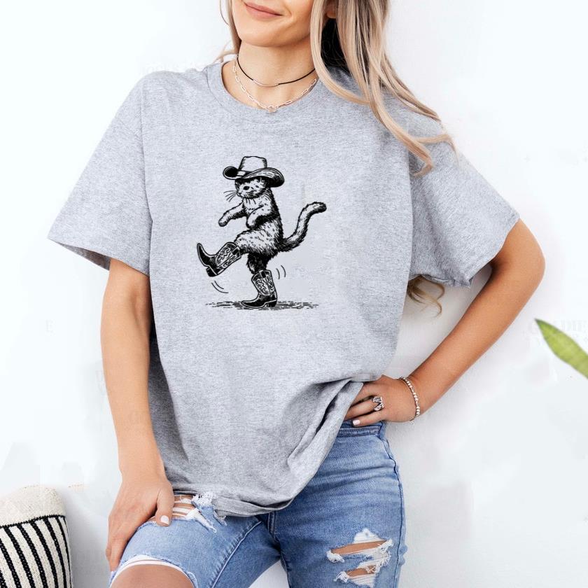 Cowgirl A Cat With Cowboy Hat & Boots Classic T-Shirt